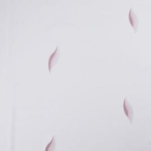 Fehér batiszt kész függöny Fióna mályva mintával 140x130cm