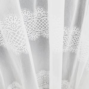 Fehér sable függöny dekoratív hímzett bordűrrel 200x350cm