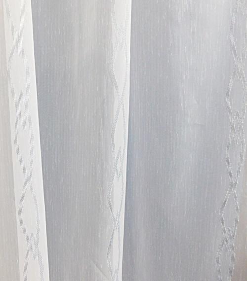 Fehér batiszt kész függöny szürkéskék mintával 130x150cm bújtatós