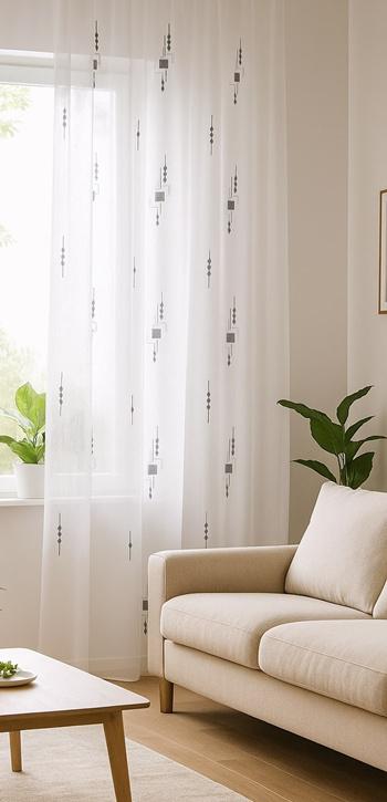 Fehér sable kész függöny szürke mintás KV. 160x250cm