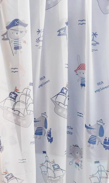 Fényáteresztő gyerek kész függöny Kicsi kalóz 160x110cm