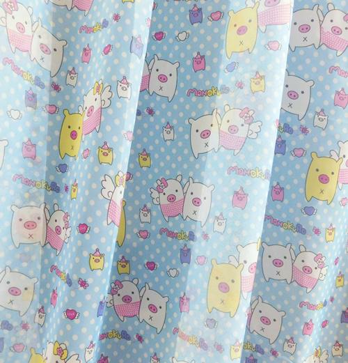 Gyerekmintás fényáteresztő függöny Malackás 160x160cm