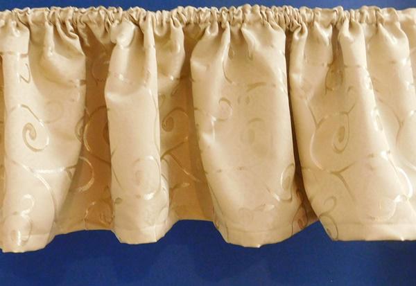 Homokszín szatén drapéria kb: 200cm széles