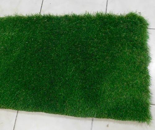 Hosszú szálú műfű maradék kb:30x190cm