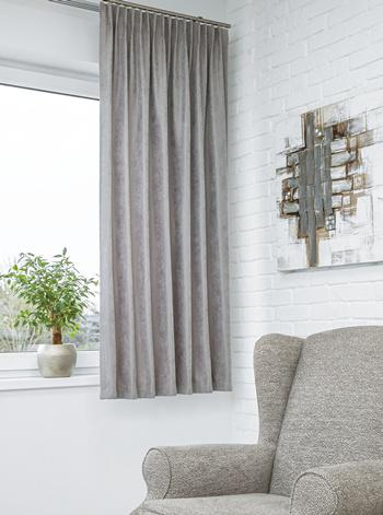 Kész sötétítő függöny bársonyos középszürke 175x140cm Oscar/32