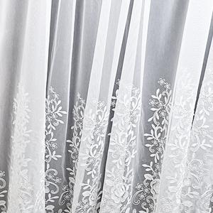 Fehér sable  kész függöny szürke bordűrrel hímzett applikációval 200x250cm