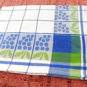 Konyharuha fehér kék mintás