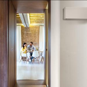 Daikin Stylish Split Klíma fűtésre optimalizált (-25°C) Kül és beltéri (FTXA42CW-RXA42B8) 5,4 kW fűtés