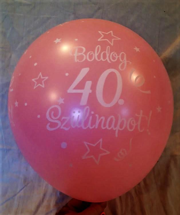 40. Boldog Születésnapot gumi lufi,több szinben
