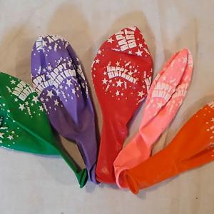 happy birthday csillagos gumi lufi tőbb szinben