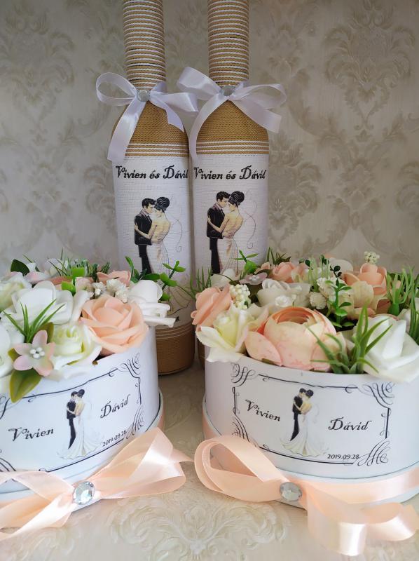 Köszönő ajándék esküvőre, drapp-barack