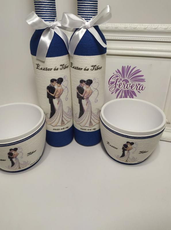 Szülőköszöntő kék pálinkásüveg kaspóval