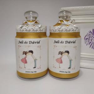 Szülőköszöntő zsinórozott tároló édesanyáknak