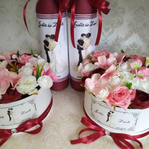 Zsinórozott szett esküvőre, szülőknek, bordó