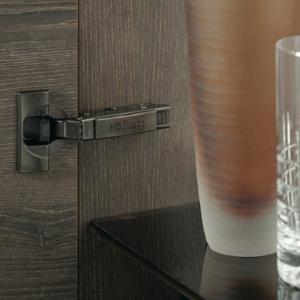 Blum 71B3550 CLIP top Blumotion ráütődő kivetőpánt Onyx