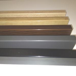 Dekorációs fali lamella, 275x1,8x4cm