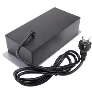 STRONG Elektromos dugaszoló aljzat 3x230V, Schuko, 265x118x67mm ezüst