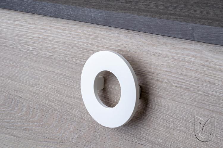 Tulip Large fogantyú 5 színben, műanyag