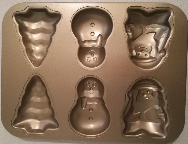 Ünnepi sütőforma (tapadás mentes bevonat).