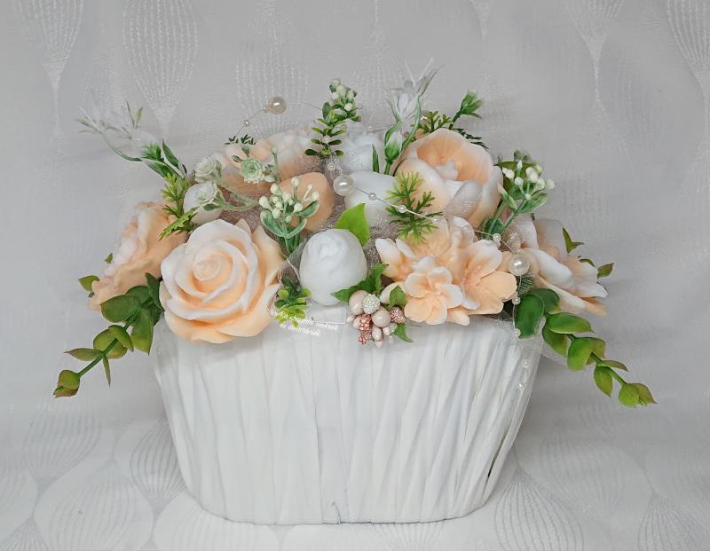 Barack - fehér szappanvirág csokor