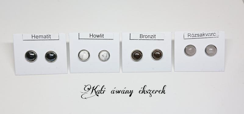 Beszúros kerek nemesacél fülbevalók peremes alapban