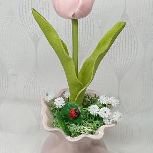 1 szál szappan tulipán vázában