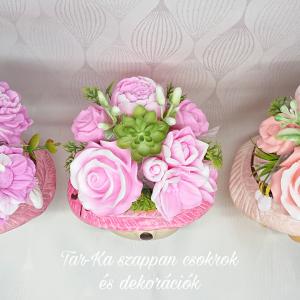 Állatfigurás szappanvirág csokrok