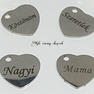 Anyák napi ásvány karkötő Swarovski szív medállal és választható feliratú medállal
