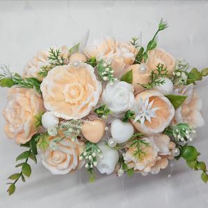 Barack - fehér szappanvirág csokor