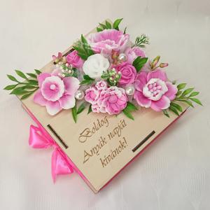 Boldog Anyák napját kívánok! szappanvirág csokor