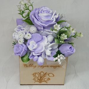 Boldog Anyák napját! szappanvirág csokor