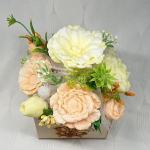 Boldog születésnapot kívánok! szappanvirág csokor