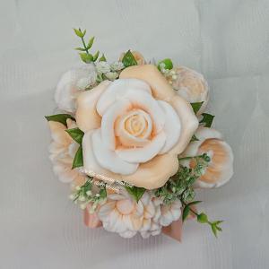 Fehér levendula illatú szappanvirág csokor