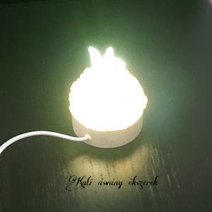 Holdkő - hegyikristály ásvány lámpa fa talppal