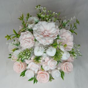 Különleges, emeletes torta szappanvirág box