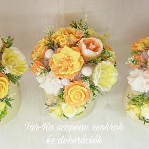 Különleges sárga - narancssárga illatos szappanvirág csokor
