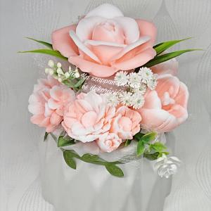 Magnólia illatú szappanvirág csokor