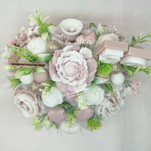 Nagy születésnapi szappanvirág csokor szív formájú boxban