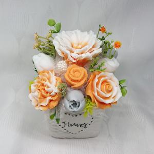 Narancssárga - szürke - fehér illatos szappanvirág csokor