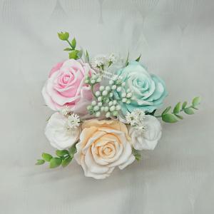 Pasztell szappanrózsa csokor csigás kaspóban