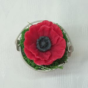 Pipacs kis fém vödörben