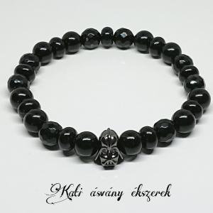 Star Wars rajongóknak ónix ásvány karkötő Darth Vader-es köztessel