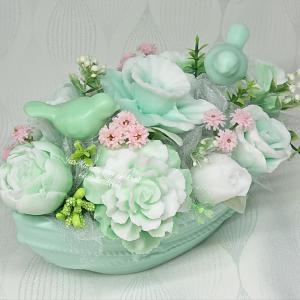 Szappanvirág csokor csónak alakú kaspóban