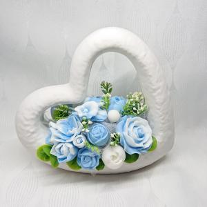 Szappanvirág csokor fehér szív kosárban