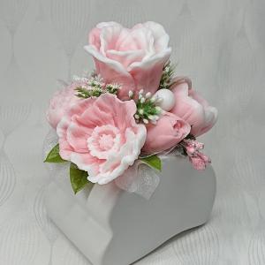 Szappanvirág csokor szív kerámia kaspóban