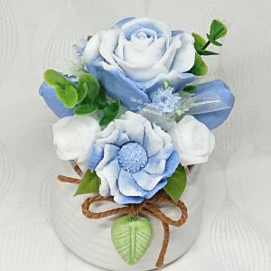 Szappanvirág csokor zöld leveles kaspóban