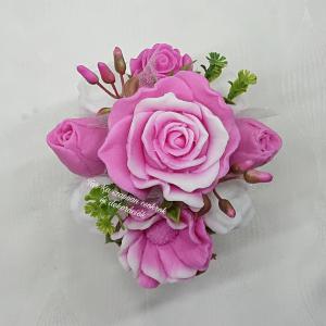 Szappanvirág csokor zöld leveles kaspóban