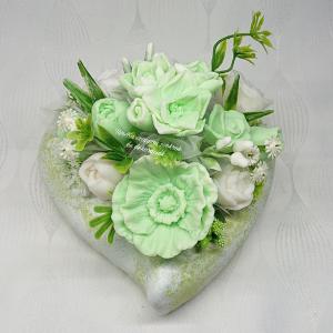 Szappanvirág csokrok zöld szív kerámia kaspóban