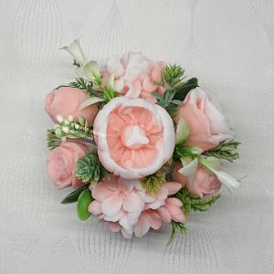 Szappanvirágok kicsi kerek kaspóban