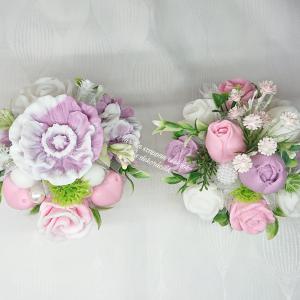 Szaténvirág illatú szappanvirág csokrok görög mintás kaspóban